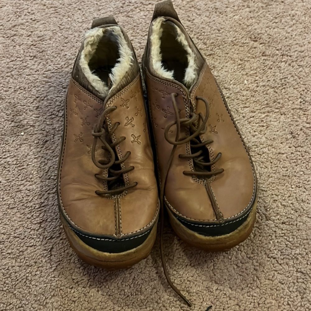 Merrell classic sherpa shoes 7.5 - Picture 2 of 9